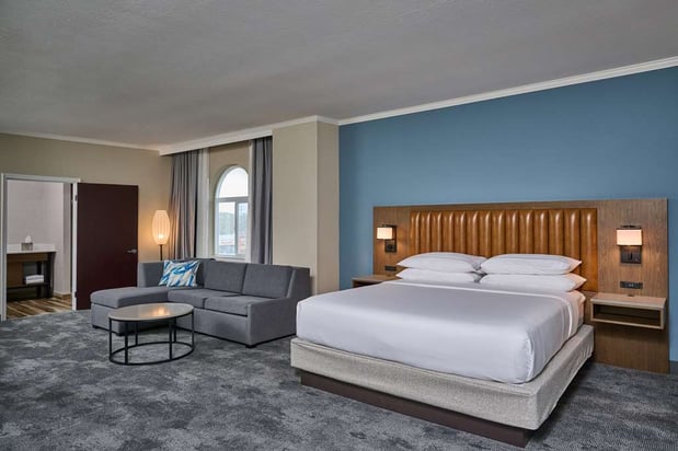 Images DoubleTree by Hilton Chatsworth
