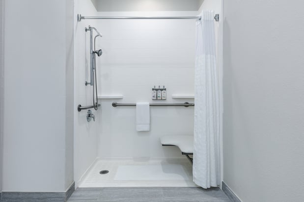 Images Holiday Inn Express & Suites Winnie by IHG