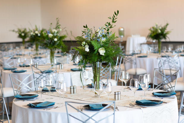 Images Hotel Indigo Seattle Everett Waterfront by IHG