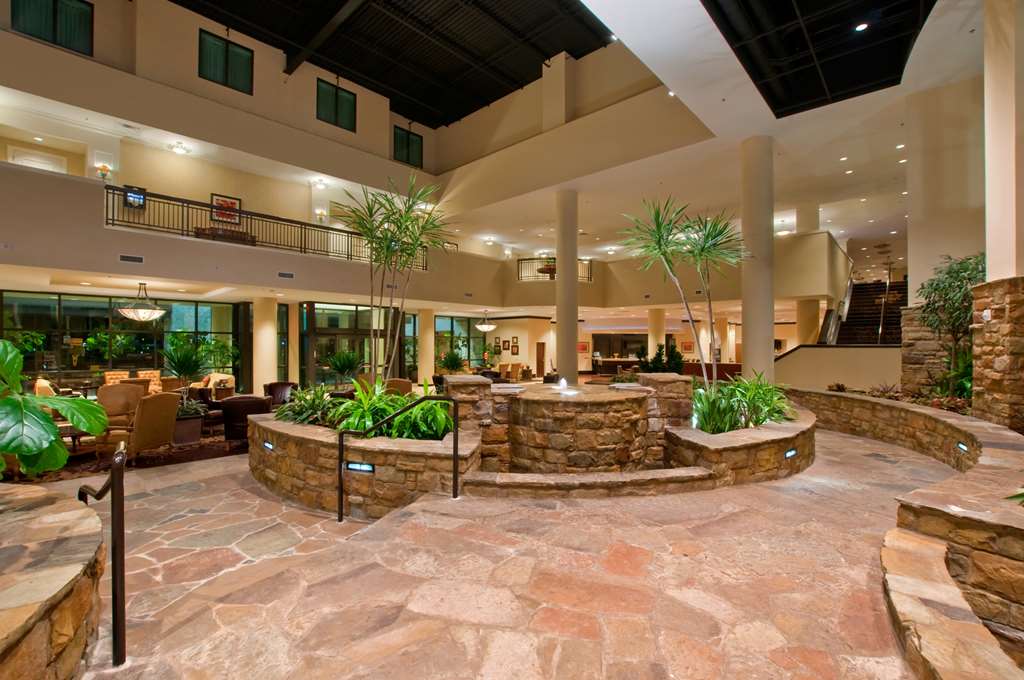 Embassy Suites by Hilton San Antonio Riverwalk Downtown