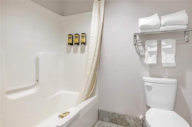 Images Best Western Plus Eau Claire Conference Center