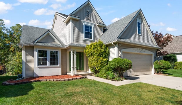 Images Daniel DeCapua, Realtor - The Spotlight Real Estate Team - Ann Arbor / Brighton