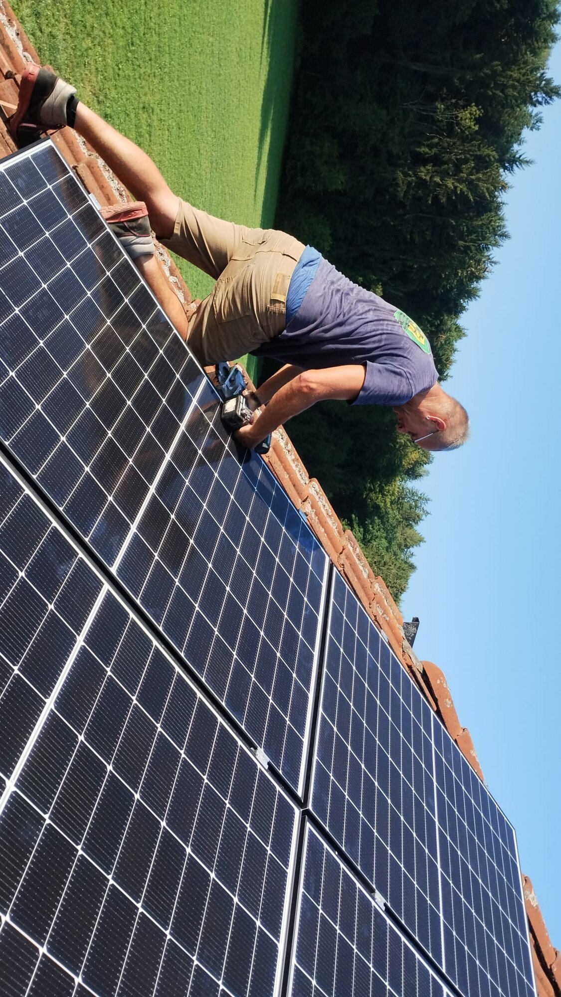 Bild 11 von PV-Montage,Kleinbaggerarbeiten,Objektbetreuung Manuel Scholze-Simmel