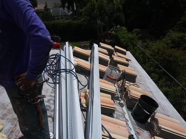 Images Red Apple Roofing