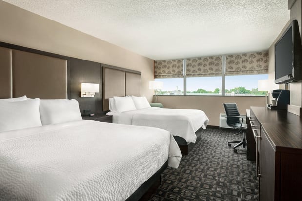 Images Holiday Inn Louisville East - Hurstbourne by IHG