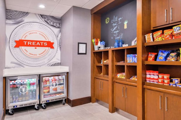 Images Hampton Inn & Suites Legacy Park-Frisco