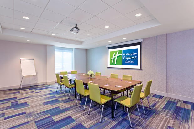 Images Holiday Inn Express & Suites Houston S - Medical Ctr Area by IHG