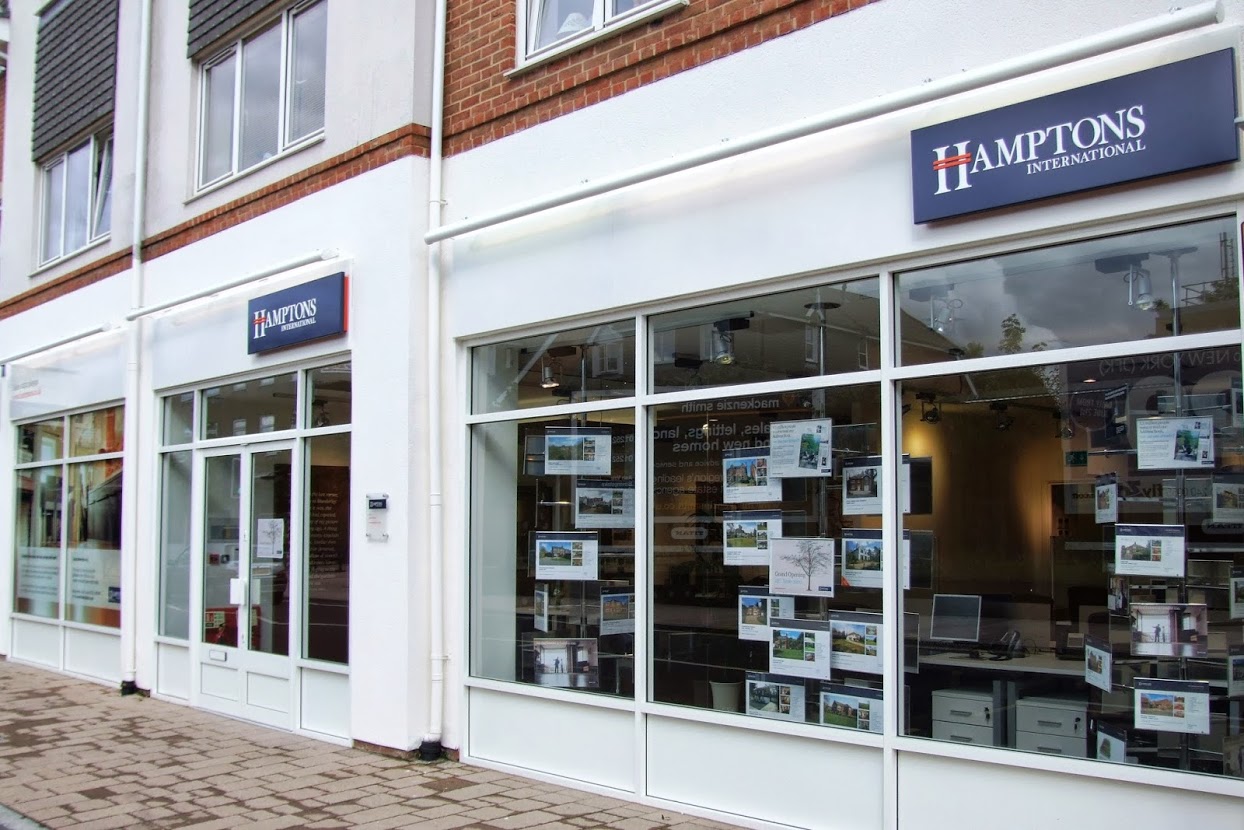 Hamptons Estate Agents Fleet Real Estate Agents In Fleet Address Schedule Reviews Tel 01252216 Infobel