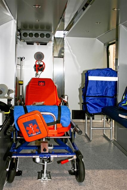 *Stretcher &ndash; 2 Person stretcher crews, Ferno Stretchers