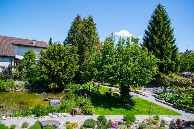 F & B Weibel Gartenbau Radelfingen, Eggenweg 8 in Radelfingen b. Aarberg