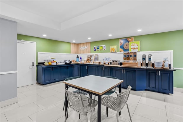Images Spark by Hilton Des Plaines Chicago O'Hare