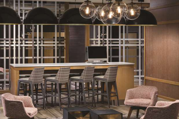 Images DoubleTree by Hilton Hotel Colorado Springs