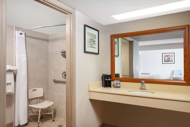 Images Best Western Plus King's Inn & Suites