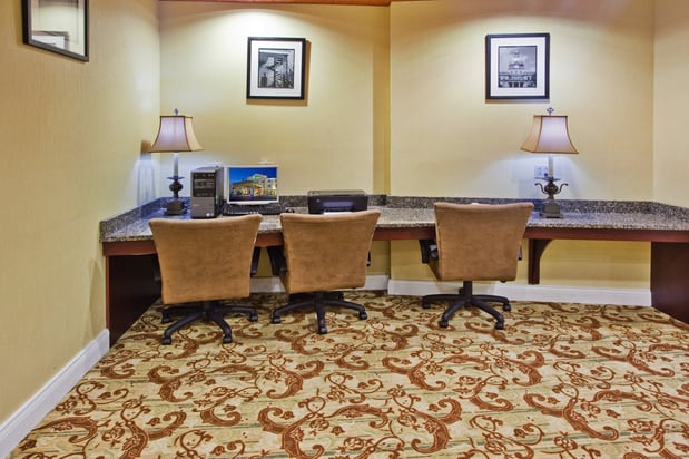 Images Holiday Inn Express Savannah Airport by IHG
