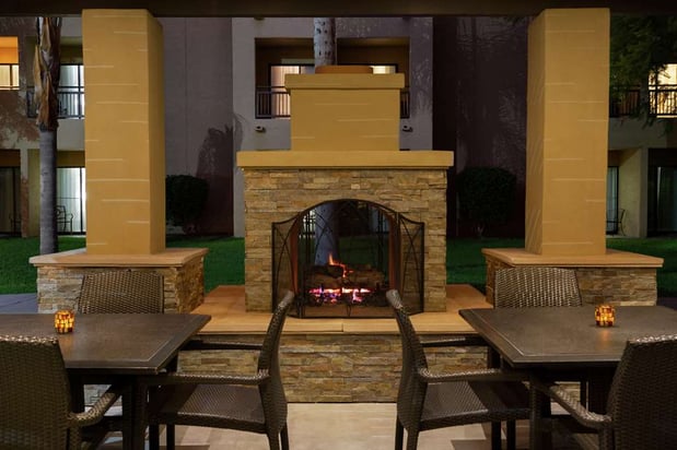 Images Embassy Suites by Hilton Phoenix Tempe