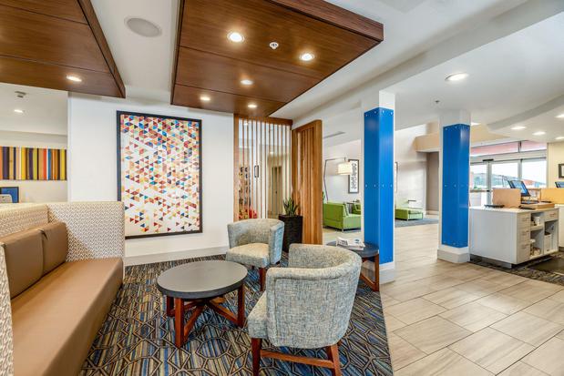 Images Holiday Inn Express & Suites Fremont - Milpitas Central by IHG