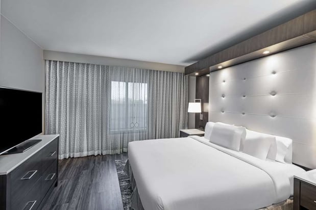 Images Embassy Suites by Hilton Houston Energy Corridor