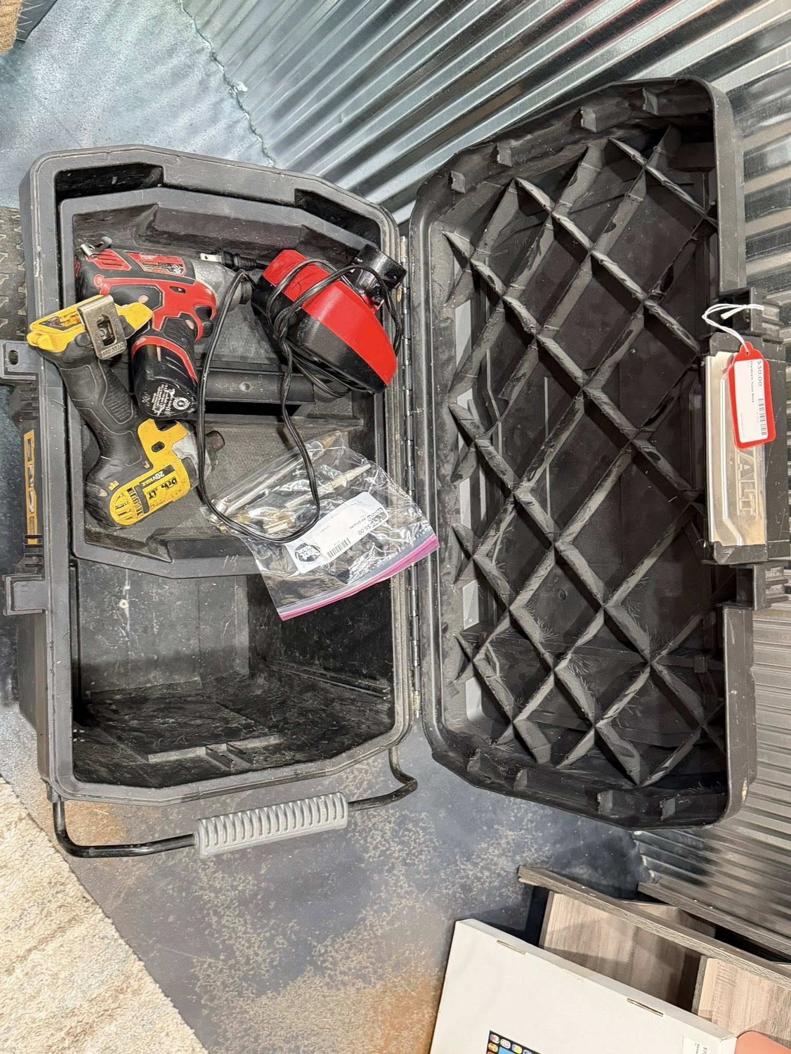 The Rusty Nail Vintage Market Image