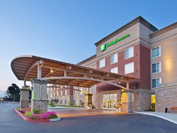 Images Holiday Inn & Suites Oakland - Airport by IHG