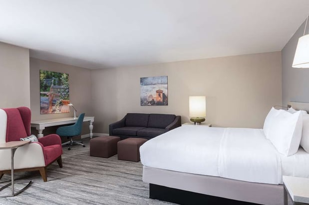 Images Hilton Garden Inn St. Charles