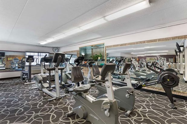 Images Best Western Plus Longbranch Hotel & Convention Center