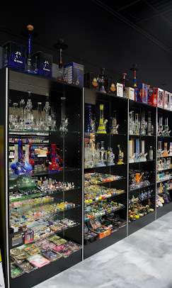 Images Blow'n Smoke Shop