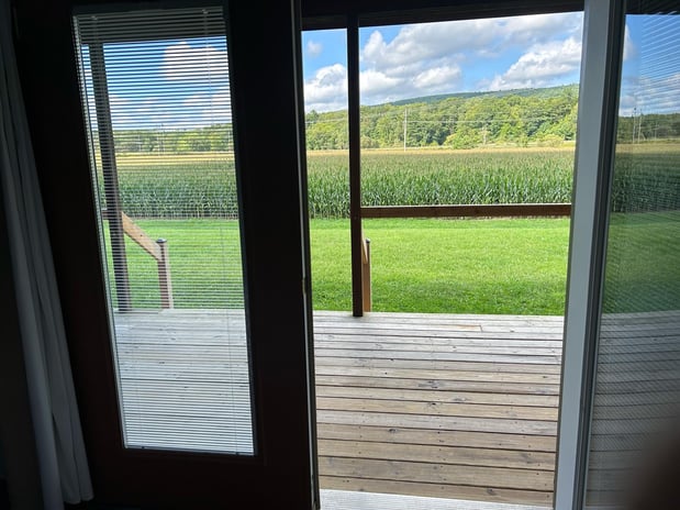 Images Redwood Inn & Suites