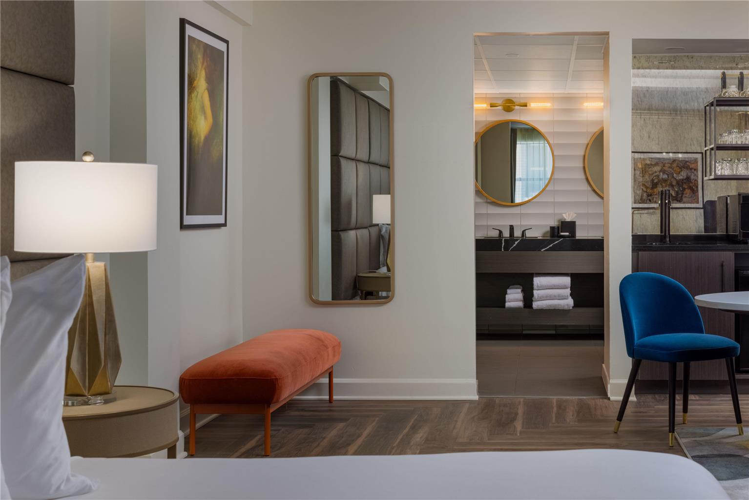 Guest room