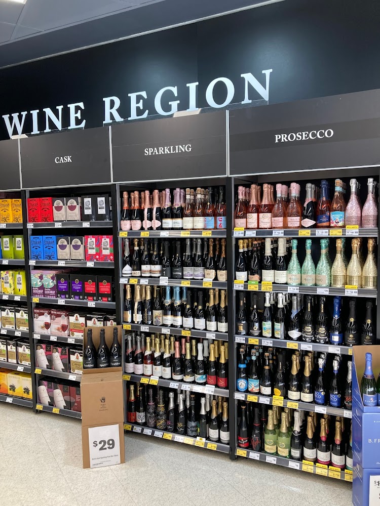 Images Liquorland St Clair