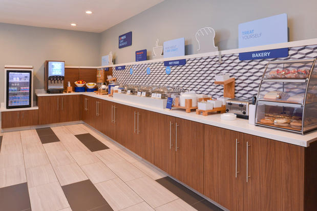 Images Holiday Inn Express & Suites Abilene Mall South by IHG