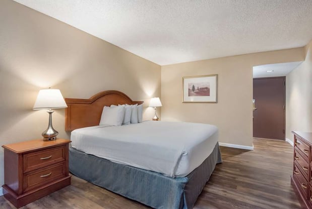 Images SureStay Plus by Best Western Reno Airport