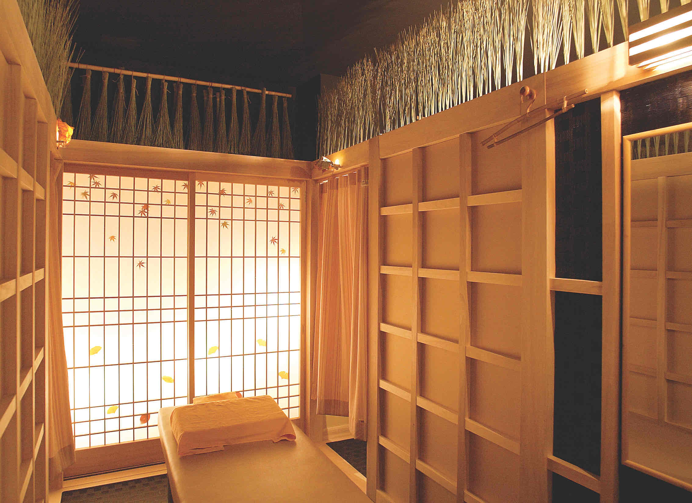Images 利楽園博多店