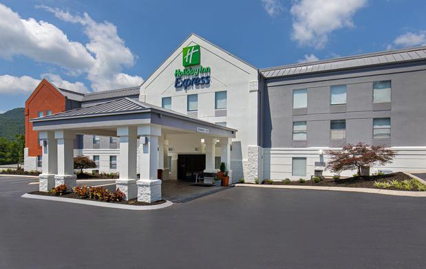 Images Holiday Inn Express & Suites Kimball, an IHG Hotel