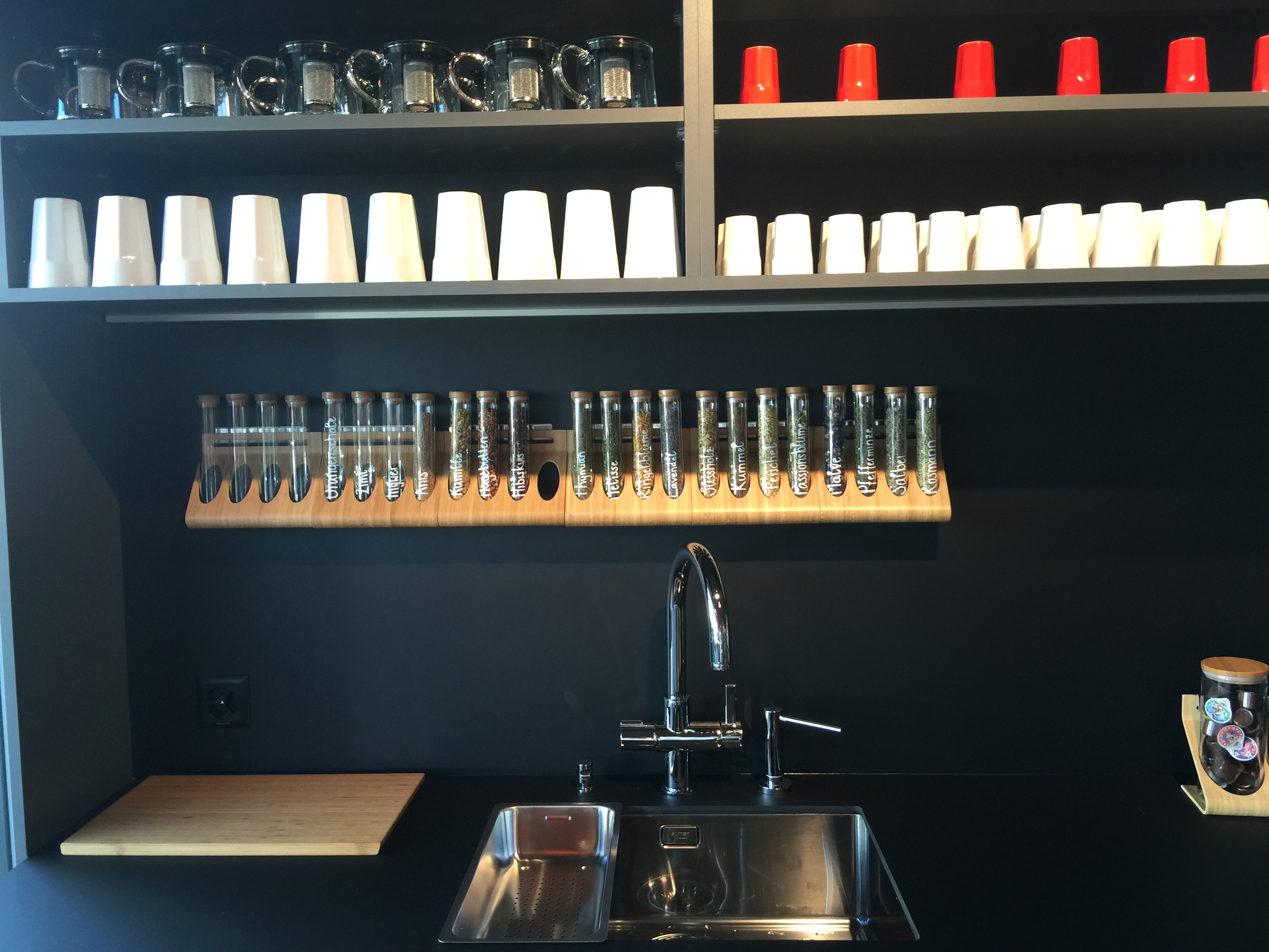 TopPharm Apotheke & Drogerie Brentano, Hauptstrasse 7C in Hunzenschwil