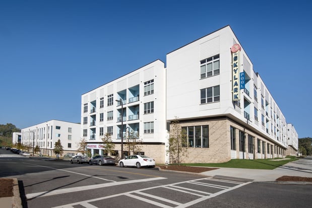 Images The Skylark Apartments