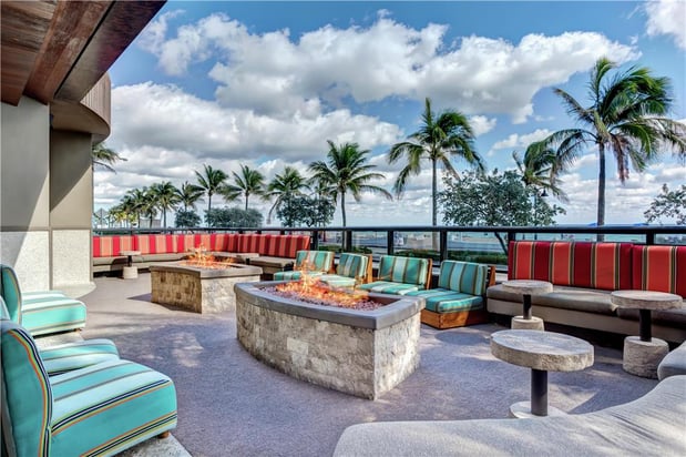 Images Beach House Fort Lauderdale, a Hilton Resort