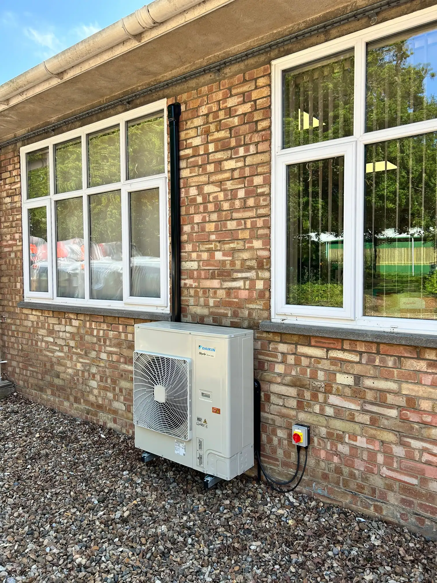 Images Breeze Air Conditioning & Refrigeration Ltd