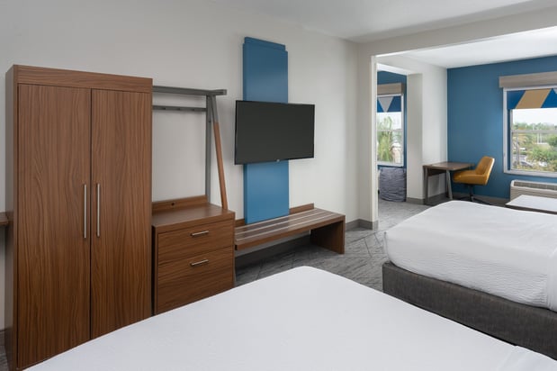 Images Holiday Inn Express & Suites Orlando International Airport by IHG