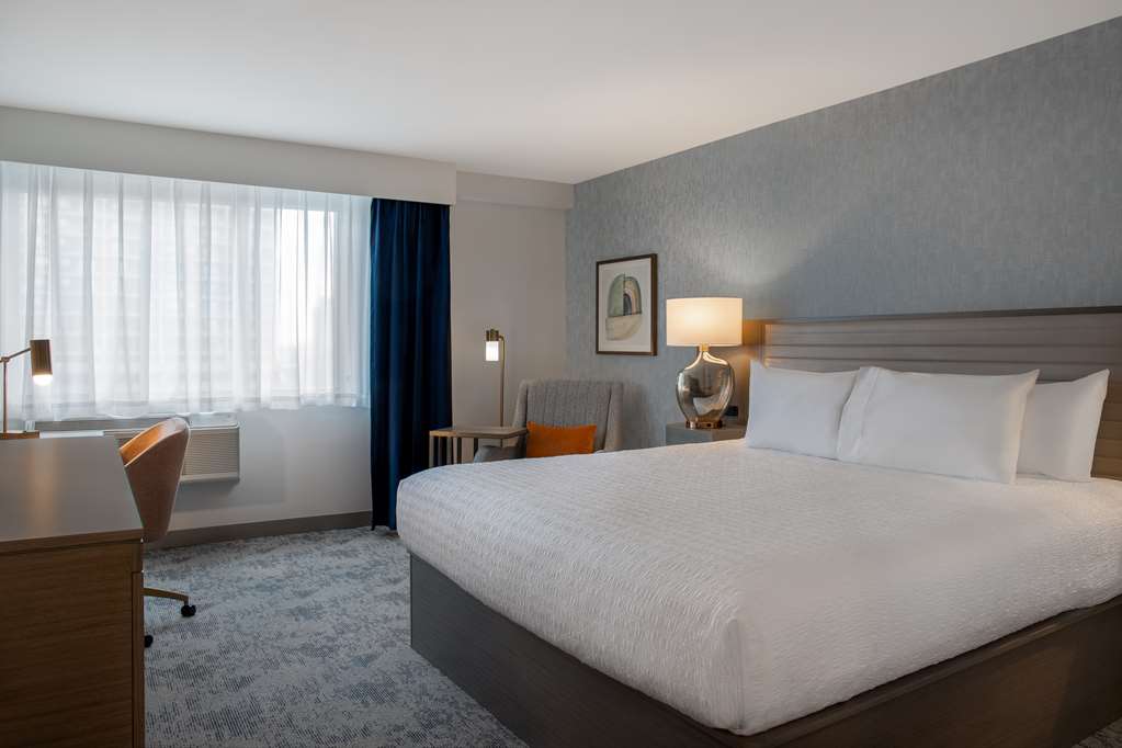 Images Hampton Inn by Hilton Winnipeg Downtown