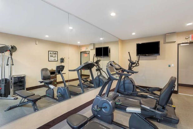 Images Best Western Plus Plaza Hotel