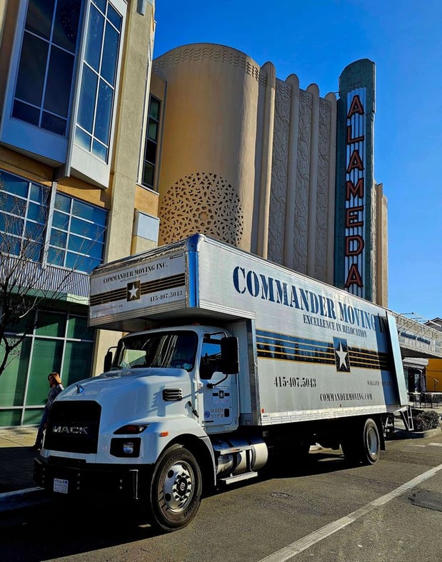 Images Commander Moving Inc.