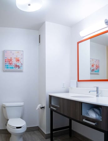 Images Hampton Inn and Suites Seal Beach