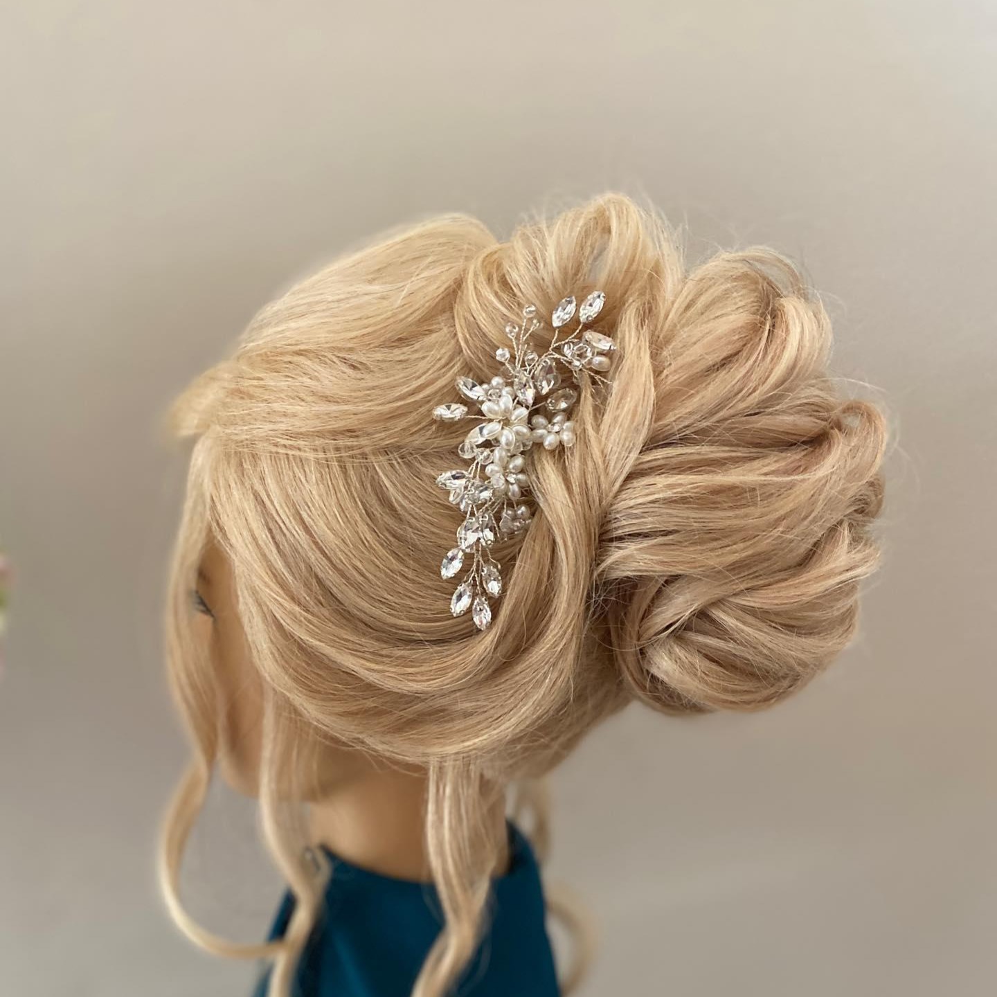 Images Exquisite Bridal Hair