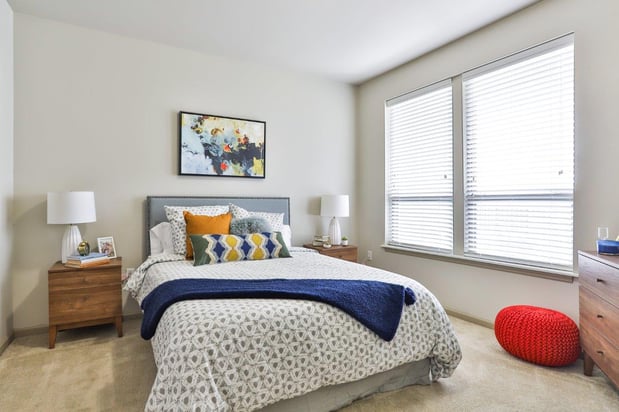 Images Residences at the Streets of St. Charles Apartment Homes