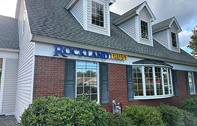 Rockland Trust Hudson Branch Image