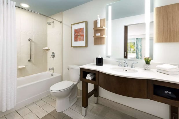 Images Hilton Garden Inn Key West / The Keys Collection