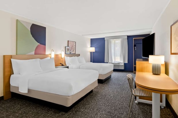 Images Spark by Hilton Daleville Roanoke North