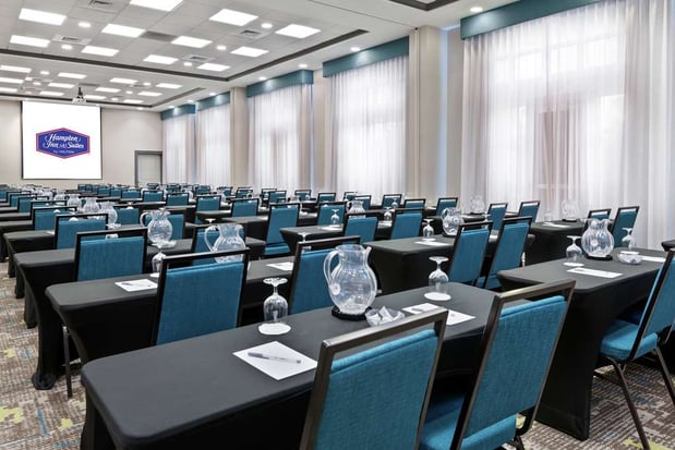 Images Hampton Inn & Suites Orlando Airport @ Gateway Village