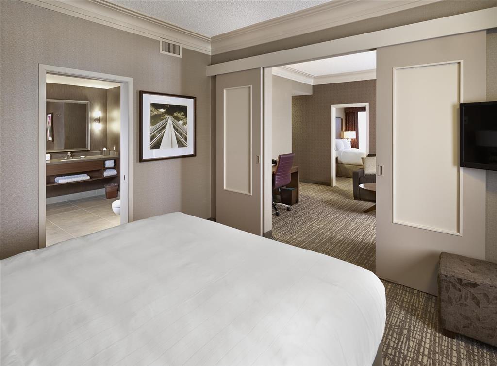 Images DoubleTree by Hilton Hotel West Edmonton