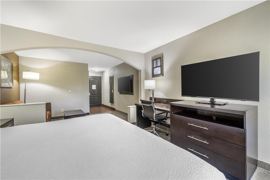 King suite with sofa bed